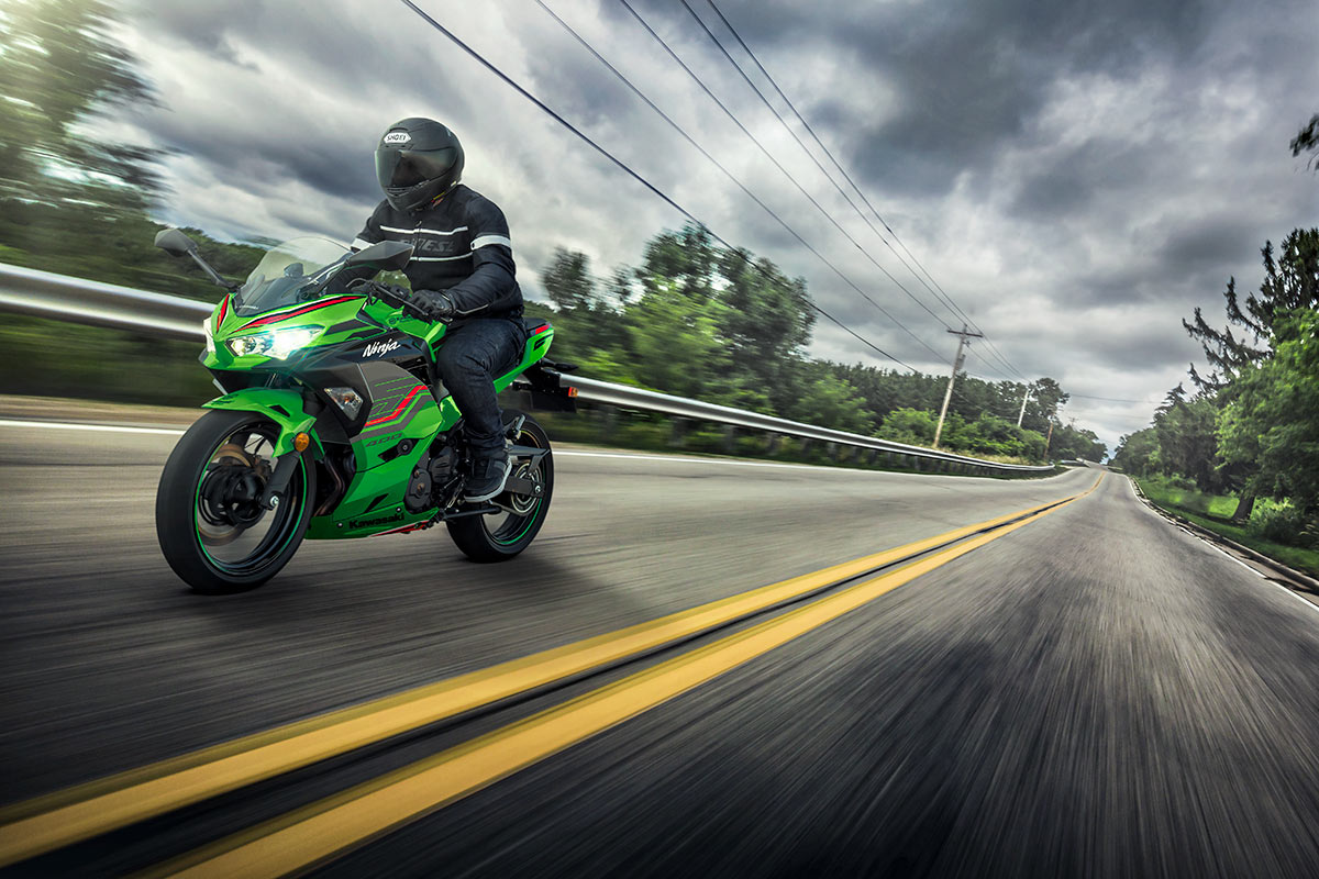 2024 Ninja 400 KRT EDITION モーターサイクル |株式会社カワサキモータースジャパン