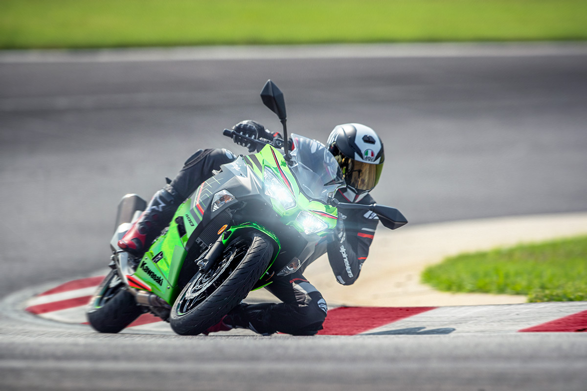 2024 Ninja 400 KRT EDITION モーターサイクル |株式会社