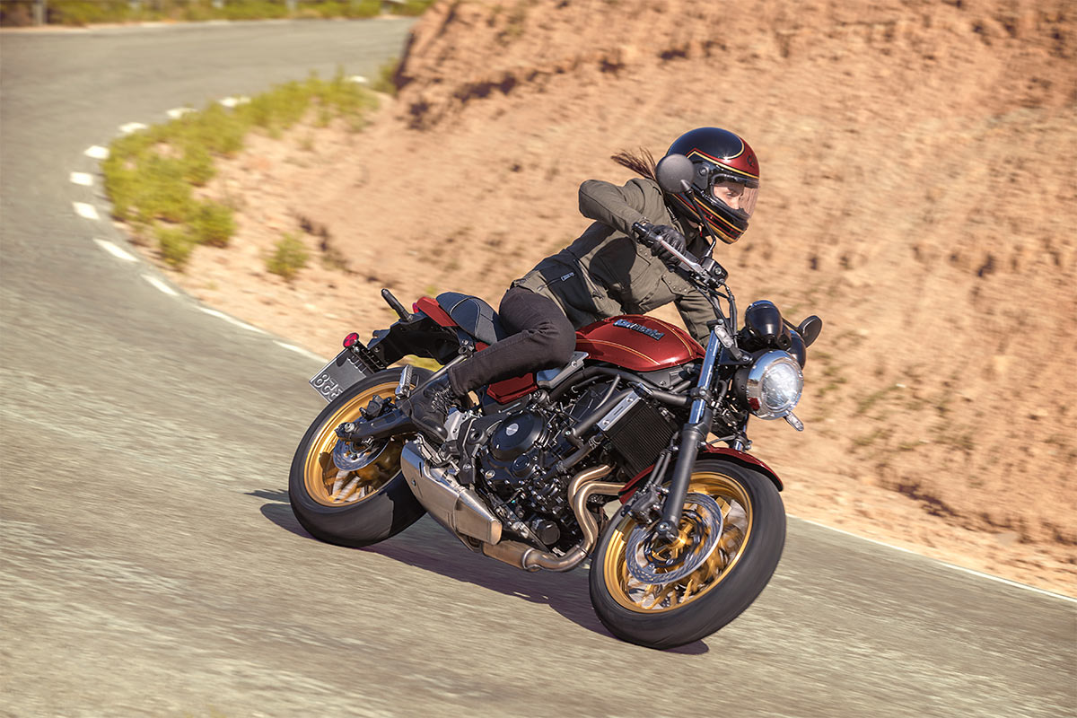 2024 Z650RS モーターサイクル |株式会社カワサキモータースジャパン