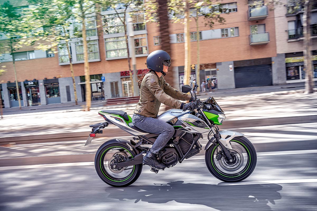 2025 Z e-1 モーターサイクル |株式会社カワサキモータースジャパン