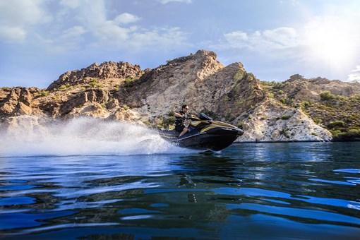 2024 JET SKI ULTRA 160LX