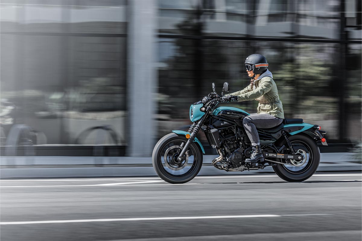 2025 ELIMINATOR SE モーターサイクル |株式会社カワサキ