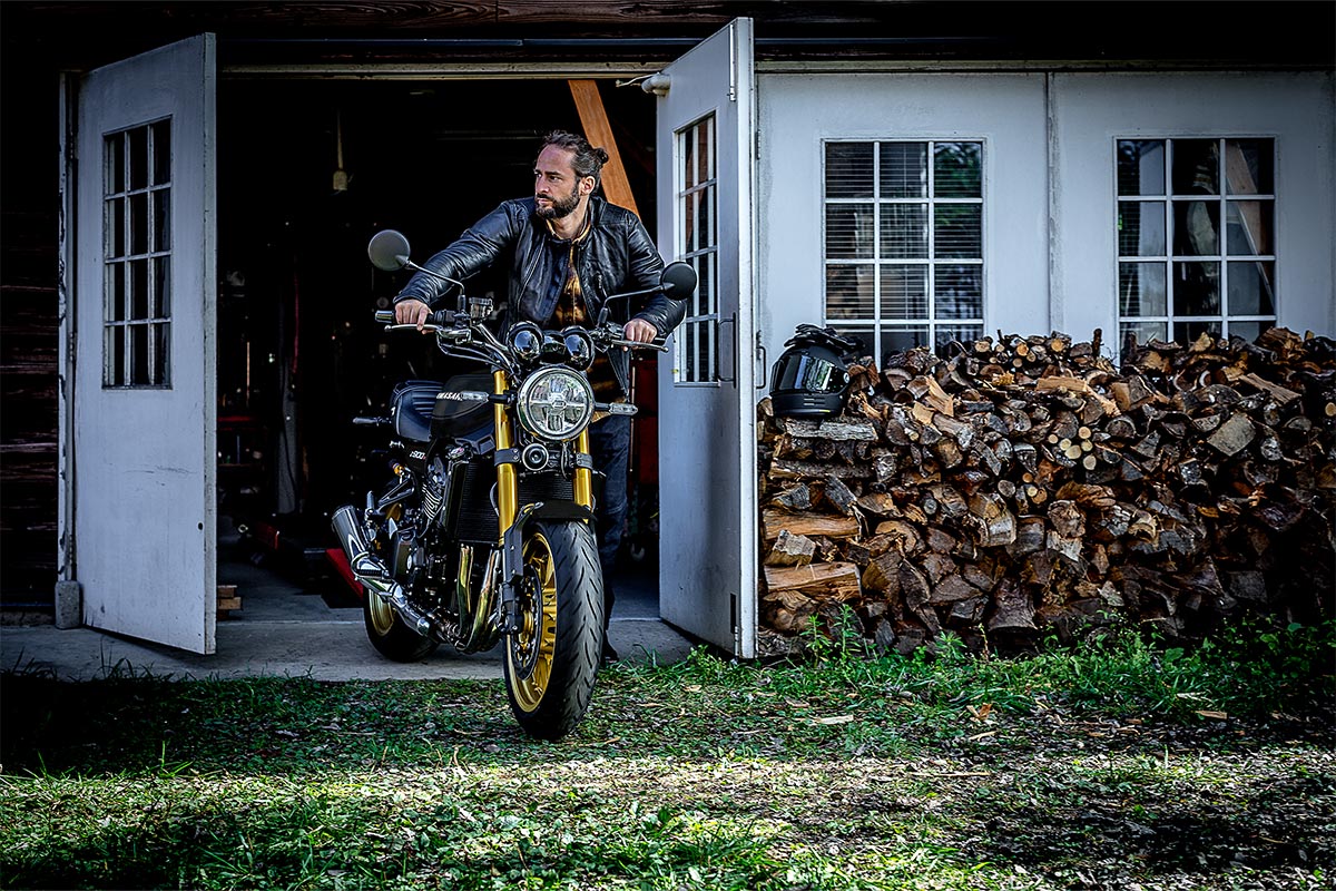 ☆わさび☆2025z900rsSE純正フロントホイール&タイヤ付 Bibian 比比昂 - カワサキ kawasaki Z900RS 2025モデル 純正