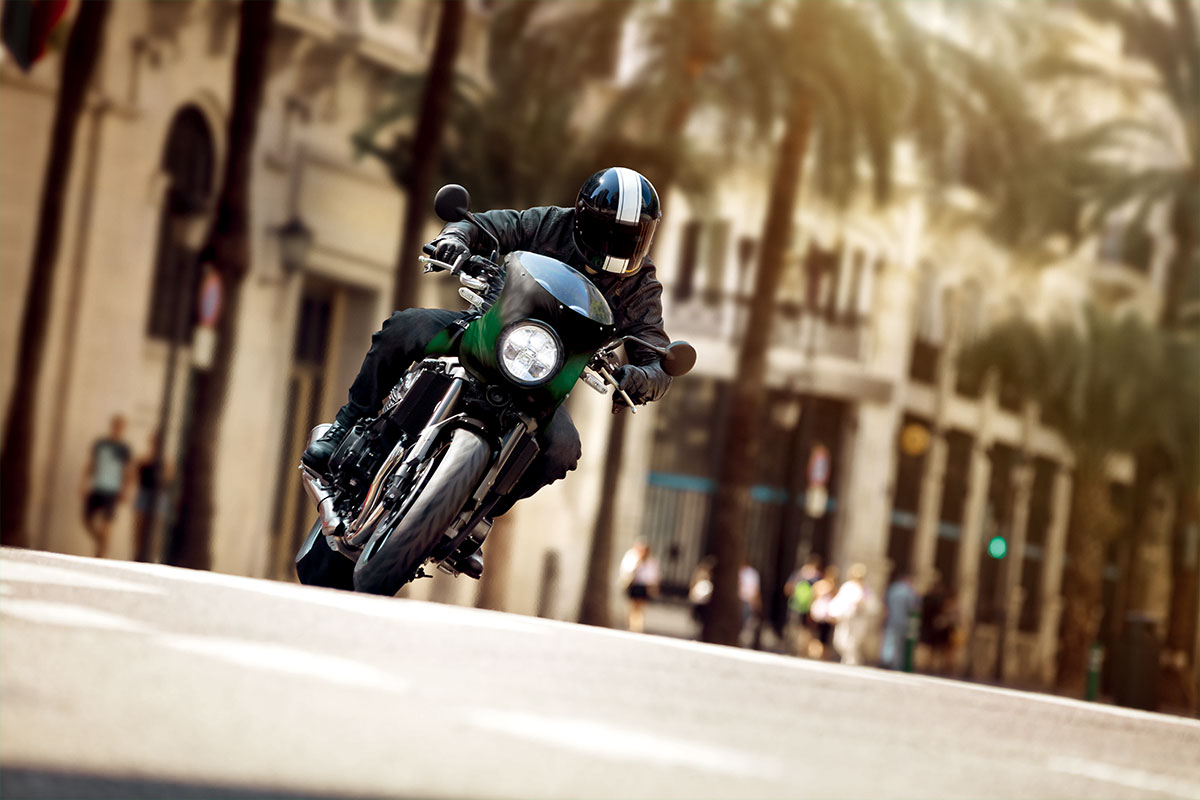 2025 Z900RS CAFE モーターサイクル |株式会社カワサキ