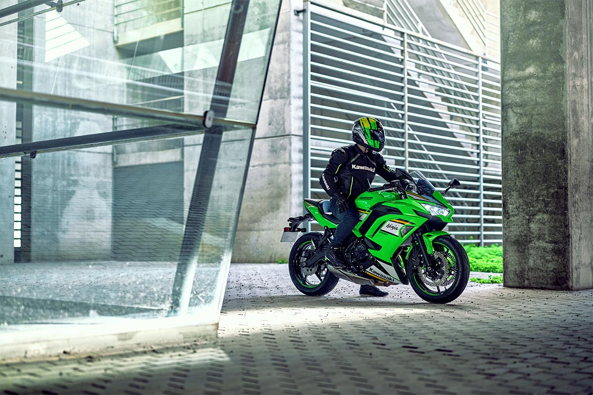 2025 Ninja 650 KRT EDITION モーターサイクル |株式会社