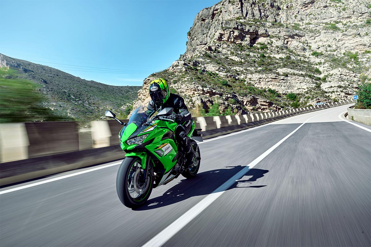 2025 Ninja 650 KRT EDITION モーターサイクル |株式会社