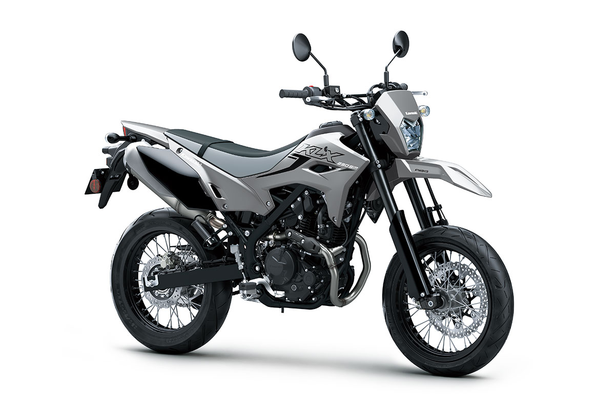 KLX230SM 純正シート （ワンオフ加工あり） 2023/11/16◇KLX230SM「快適！！ローシート加工」♬ - バイク屋