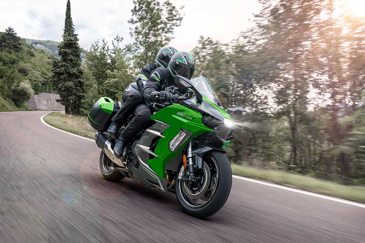 Ninja H2SX 2025年モデル　純正シート 99793d84accf824e1bdcade79ec1ee