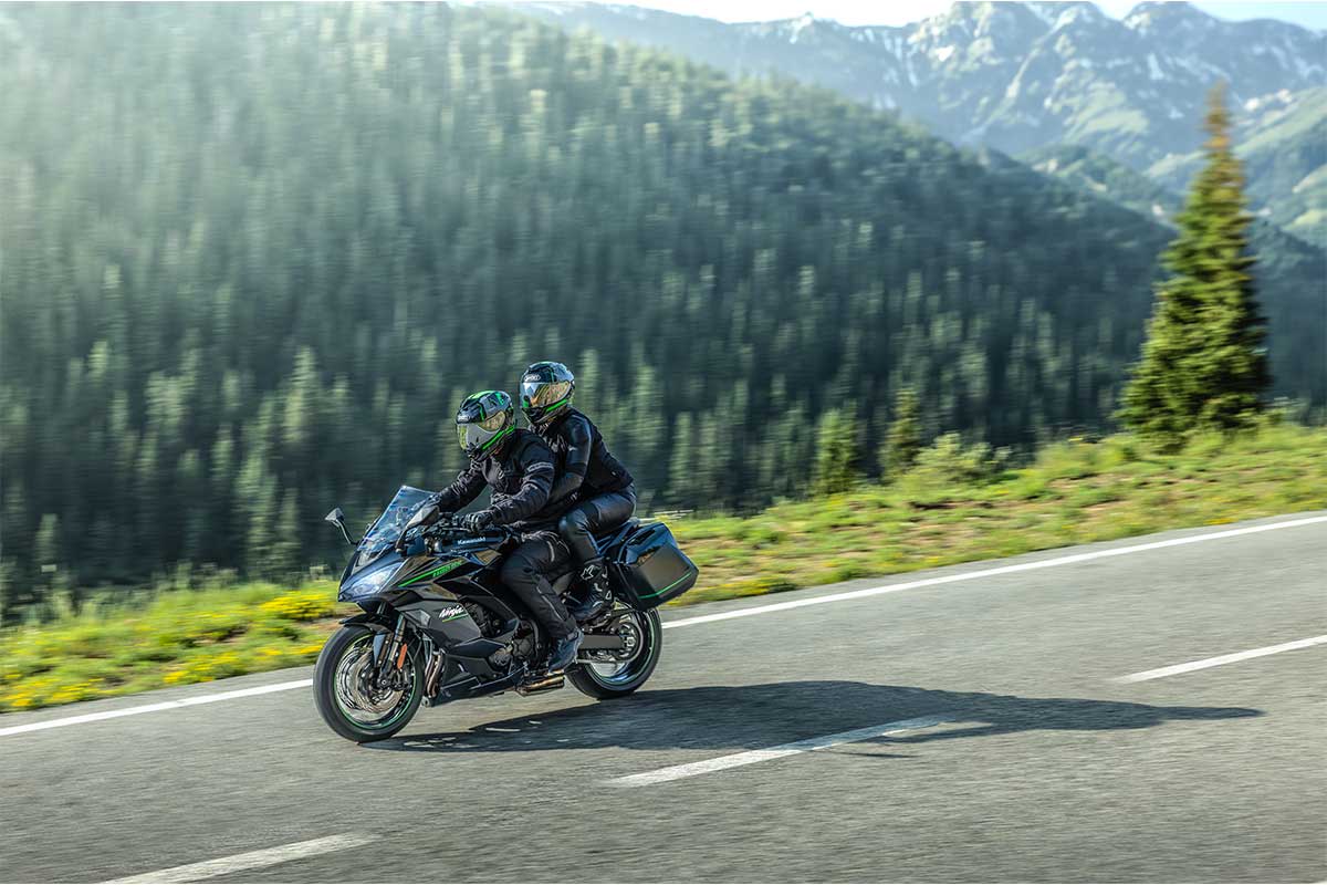 2025 Ninja 1100SX モーターサイクル |株式会社カワサキ