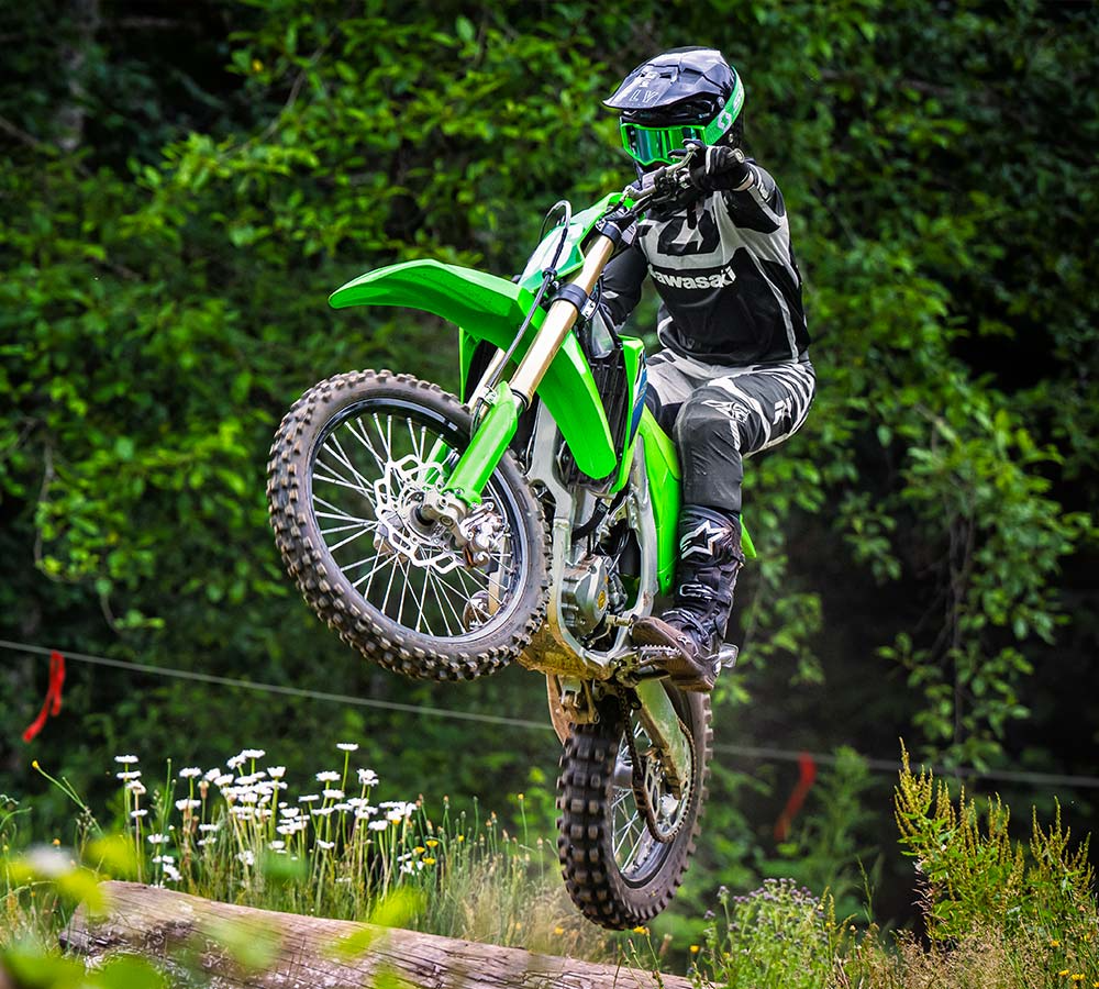 Kawasaki KX250X | 競技用車両|ハイパフォーマンスなクロスカントリー Kawasaki KX250X | 競技用車両|ハイパフォーマンスなクロスカントリー
