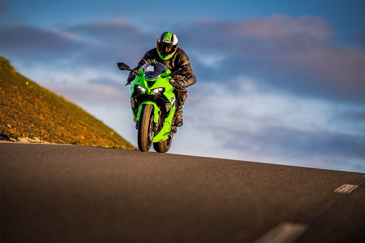 2026 Ninja ZX-6R モーターサイクル |株式会社カワサキ
