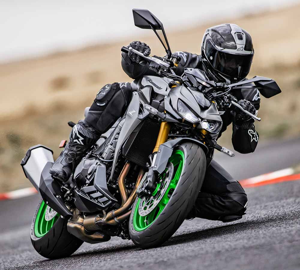 Kawasaki Z1100｜スーパーネイキッドモーターサイクル｜オリジナルの