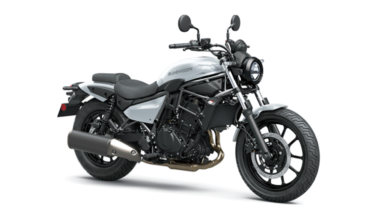Kawasaki ELIMINATOR | 扱いやすいストリートクルーザー