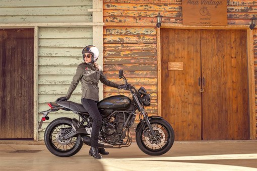2027 Z650RS Black Ball Edition