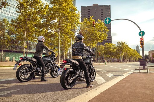 2027 Z650RS Black Ball Edition