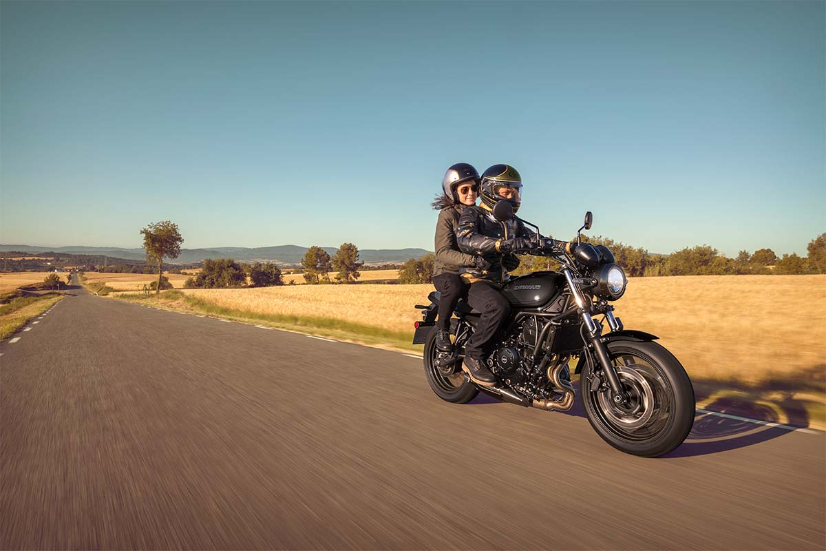 2027 Z650RS Black Ball Edition