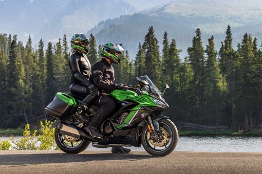 2027 Ninja 1100SX SE