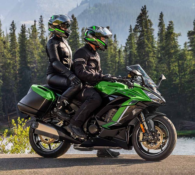Image of 2027 Ninja 1100SX SE in action