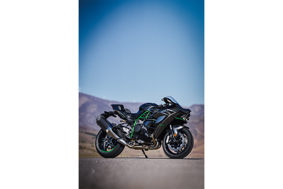 2027 Ninja H2 CARBON