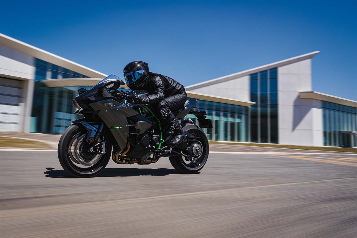 2027 Ninja H2 CARBON