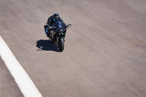 2027 Ninja H2 CARBON
