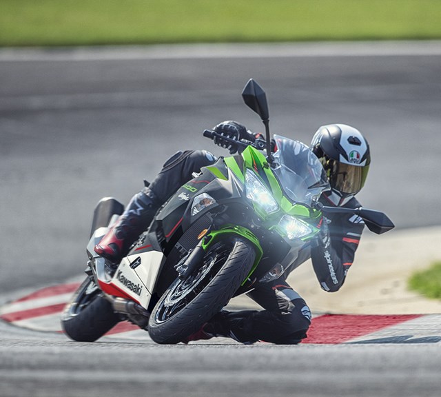 Image of 2021 NINJA 400 ABS KRT EDITION in action